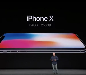 Plus cher ou moins cher que l'iPhone X ?